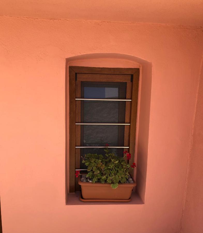 Solo Traveler Apartment Ermoupoli Luaran gambar