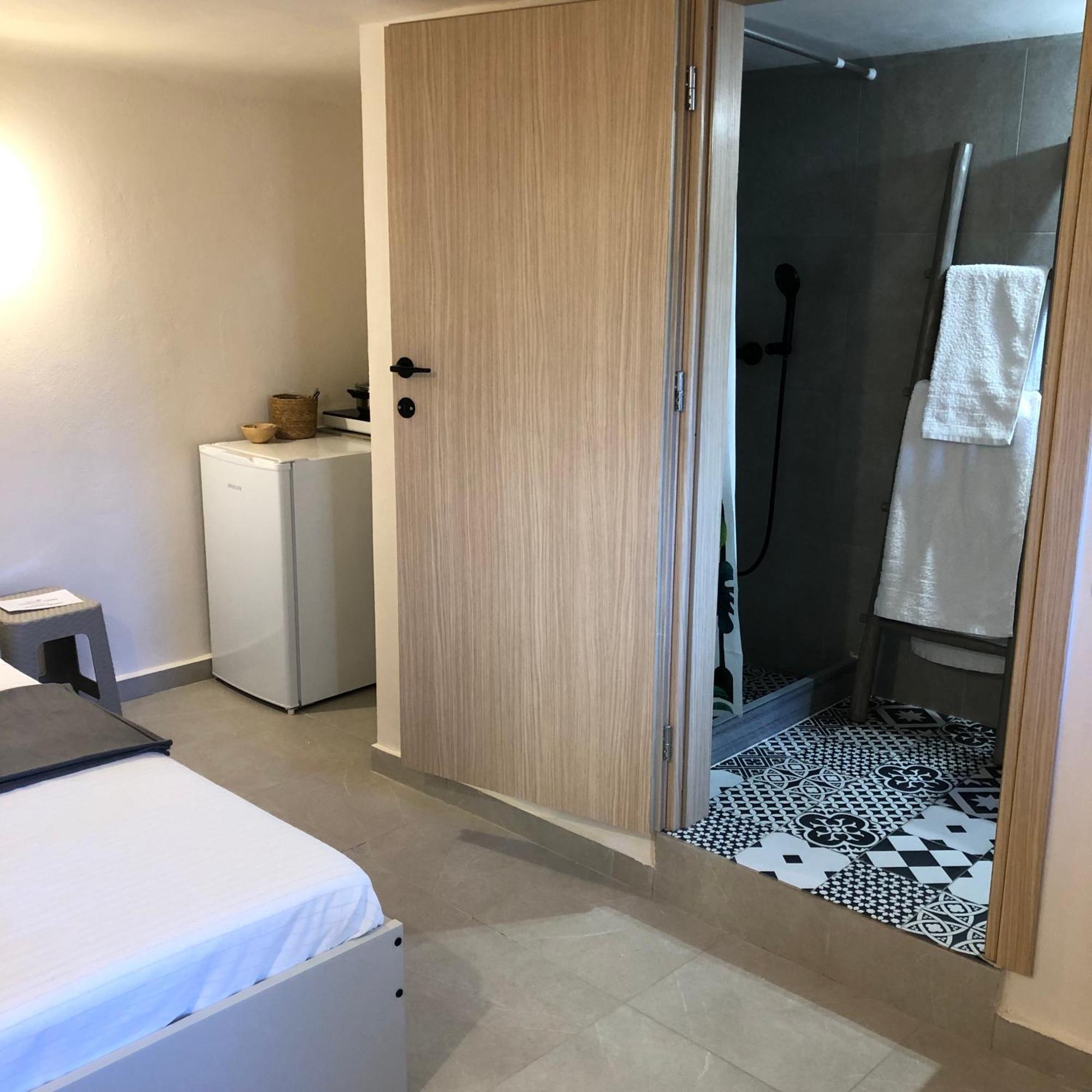 Solo Traveler Apartment Ermoupoli Luaran gambar